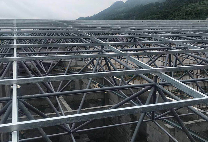 钟祥仁怀冠英学校艺体楼网架